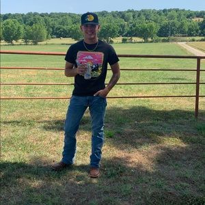 Meet your Posher, Taner